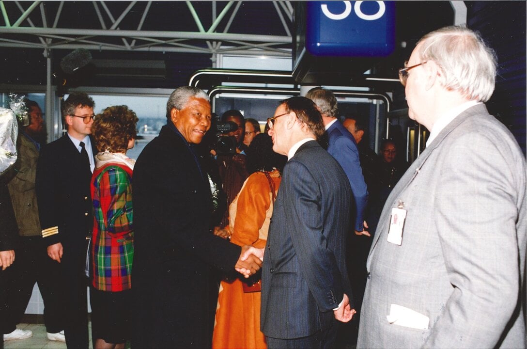 Nelson Mandela arriving in Oslo