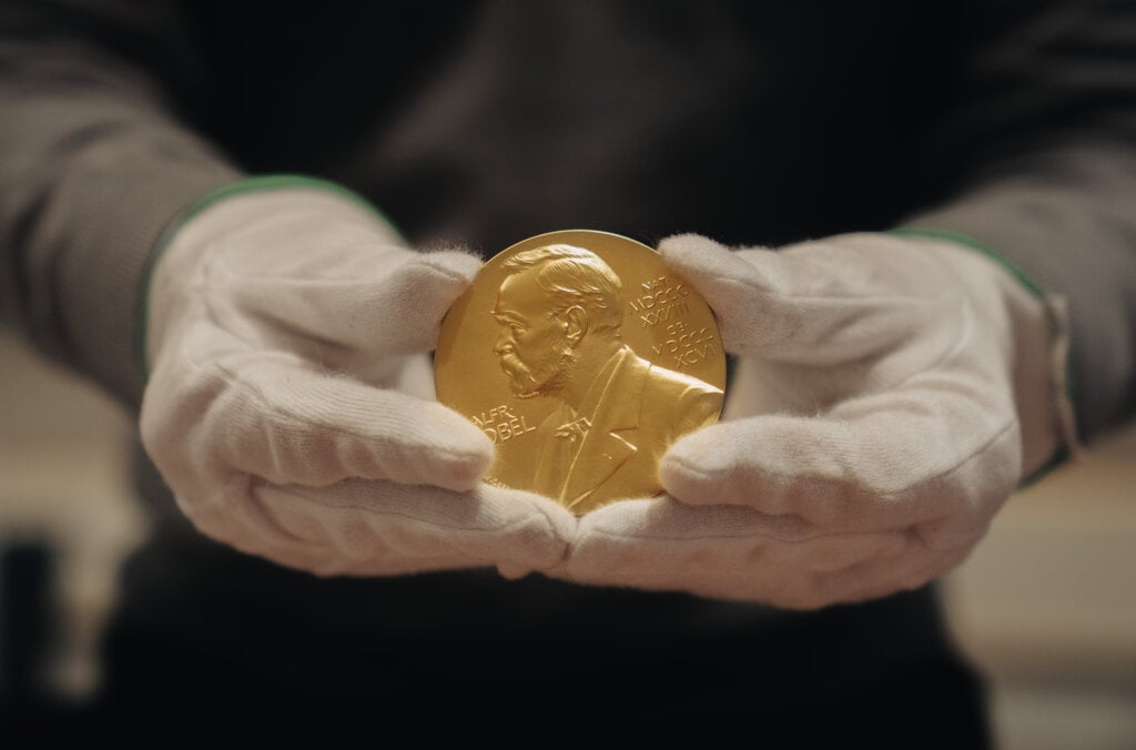 The Nobel Prize 168一分钟极速赛车官网 medal.